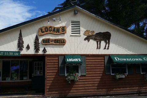 Logan's Bar & Grill
